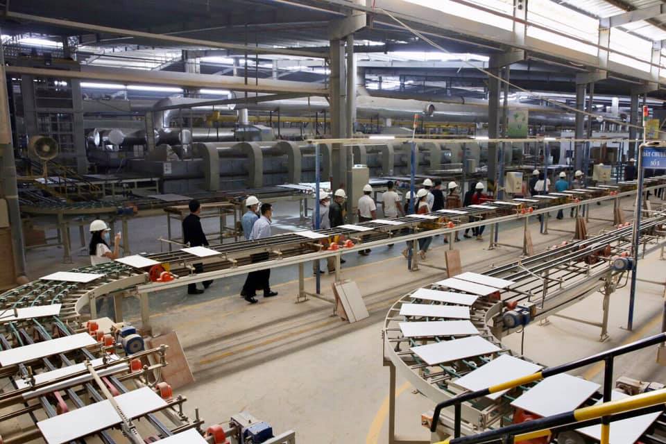 Gạch ốp lát AMYGRES được sản xuất trên công nghệ hiện đại hàng đầu tại Việt Nam