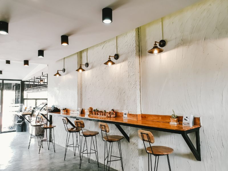 Chọn gạch ốp lát quán cafe đẹp như ý